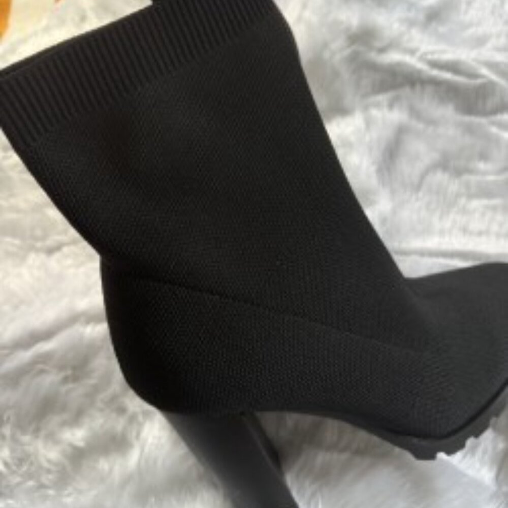 Women’s Black Platform Heeled Ankle Booties Stretch-Fabric – Size 9.5 (Brand New - Picture 3 of 4